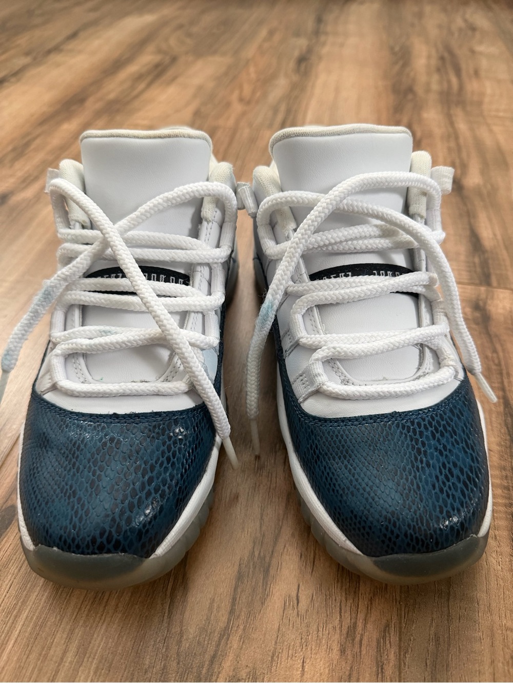 Jordan Kids White and Teal Snake-Print Sneakers